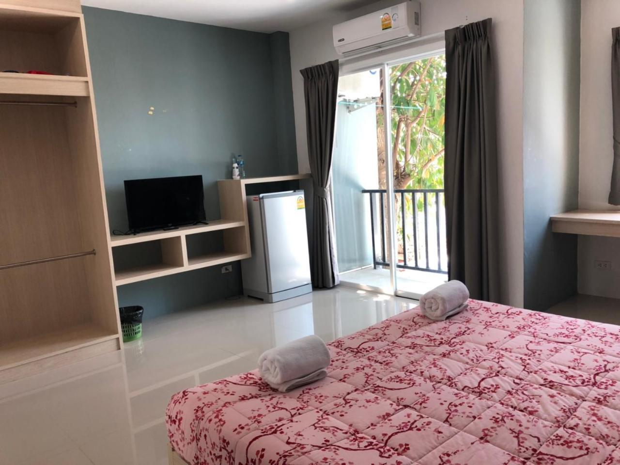Khao Oat Airport Hotel Nai Yang Bagian luar foto