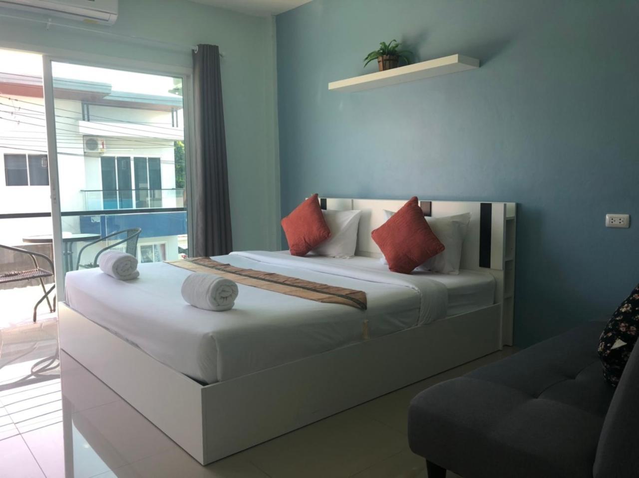 Khao Oat Airport Hotel Nai Yang Bagian luar foto