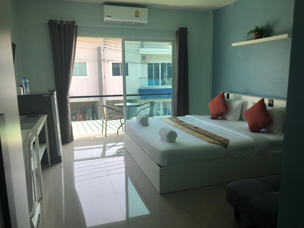Khao Oat Airport Hotel Nai Yang Bagian luar foto