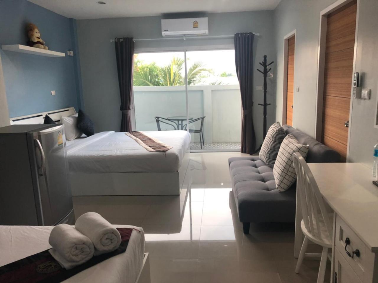 Khao Oat Airport Hotel Nai Yang Bagian luar foto