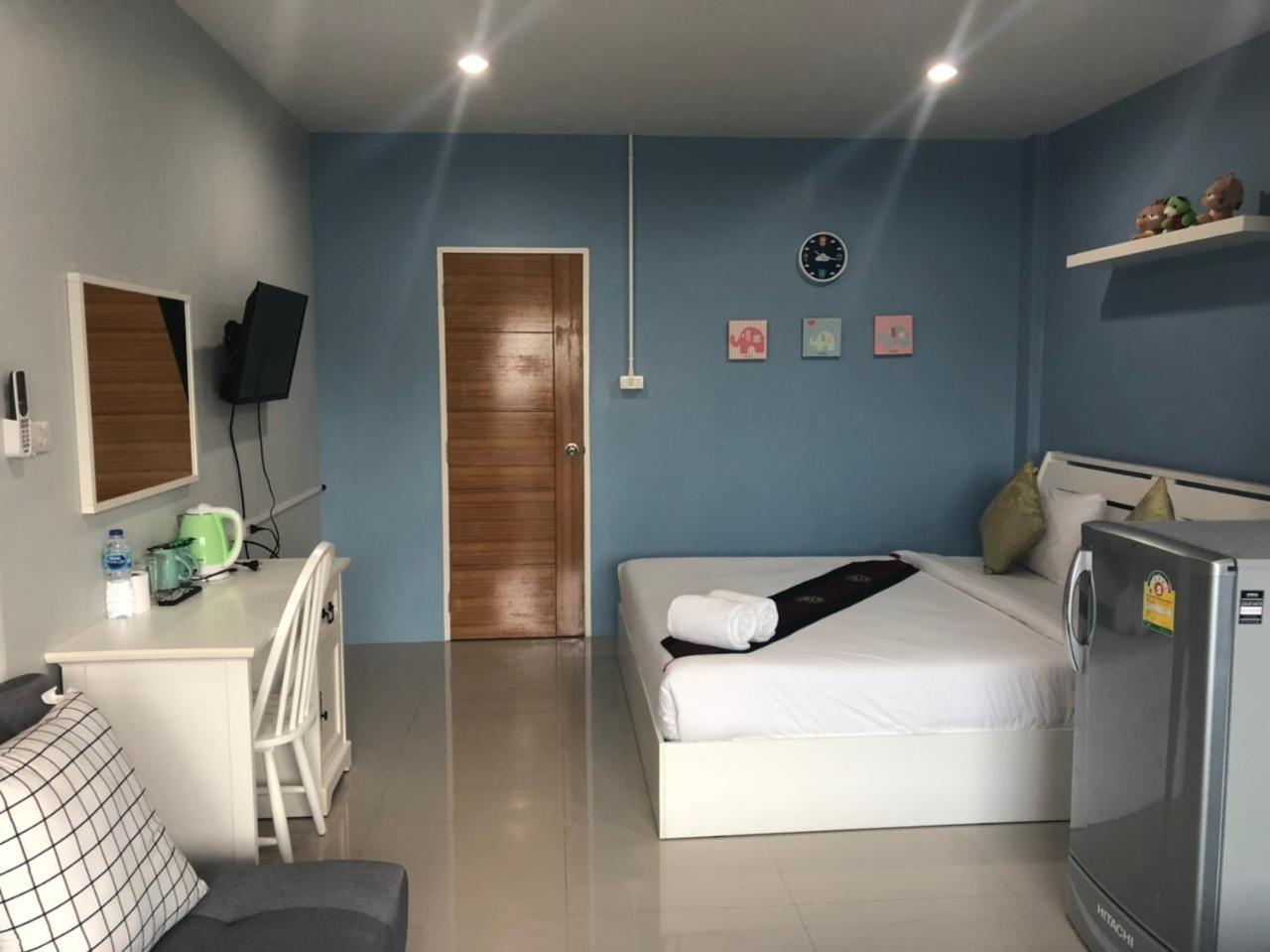 Khao Oat Airport Hotel Nai Yang Bagian luar foto